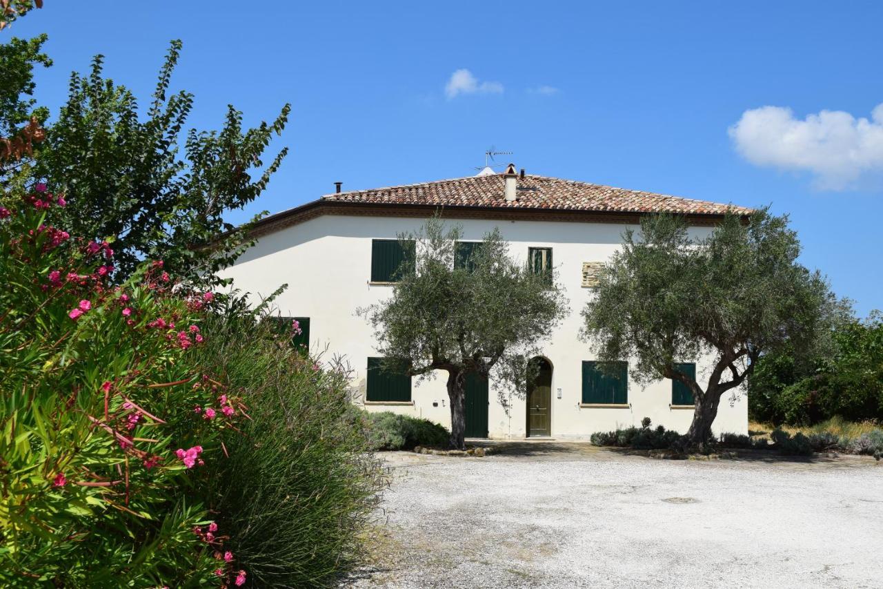 Borghetto Country Apartments Saludecio Екстер'єр фото